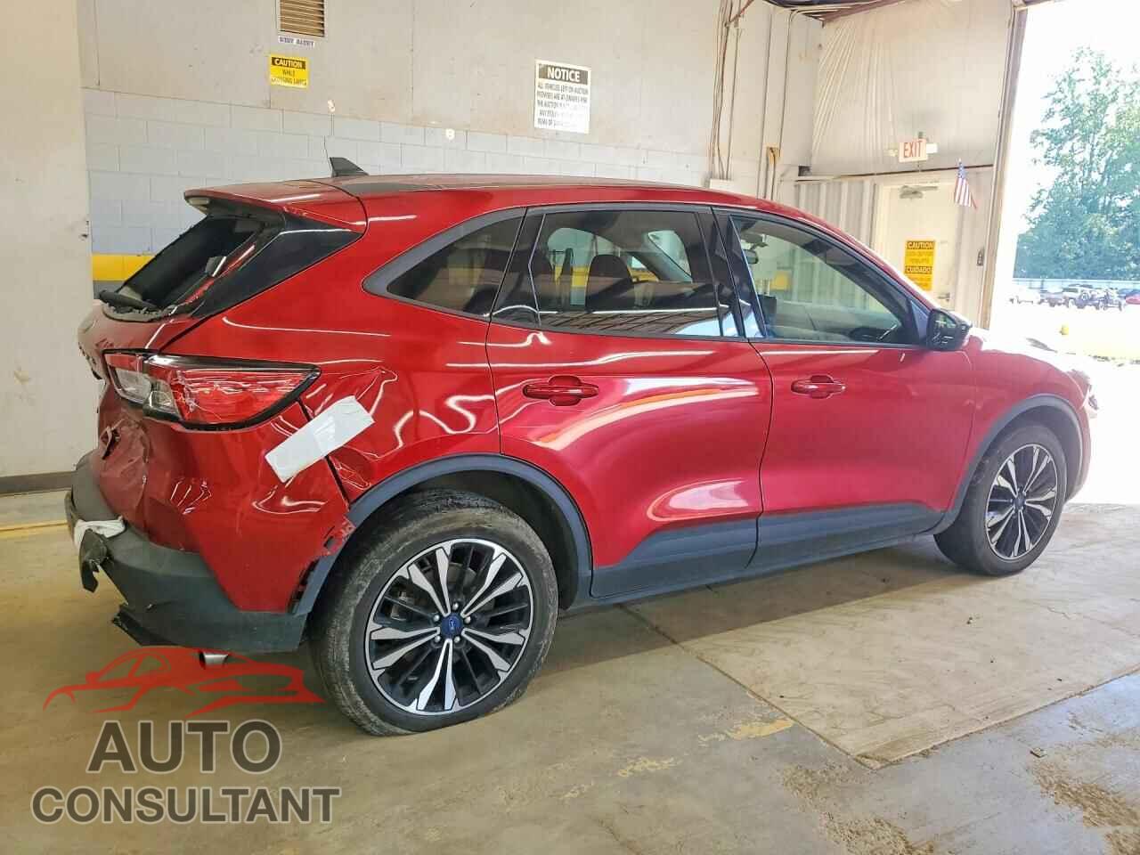 FORD ESCAPE 2022 - 1FMCU9G65NUC01582