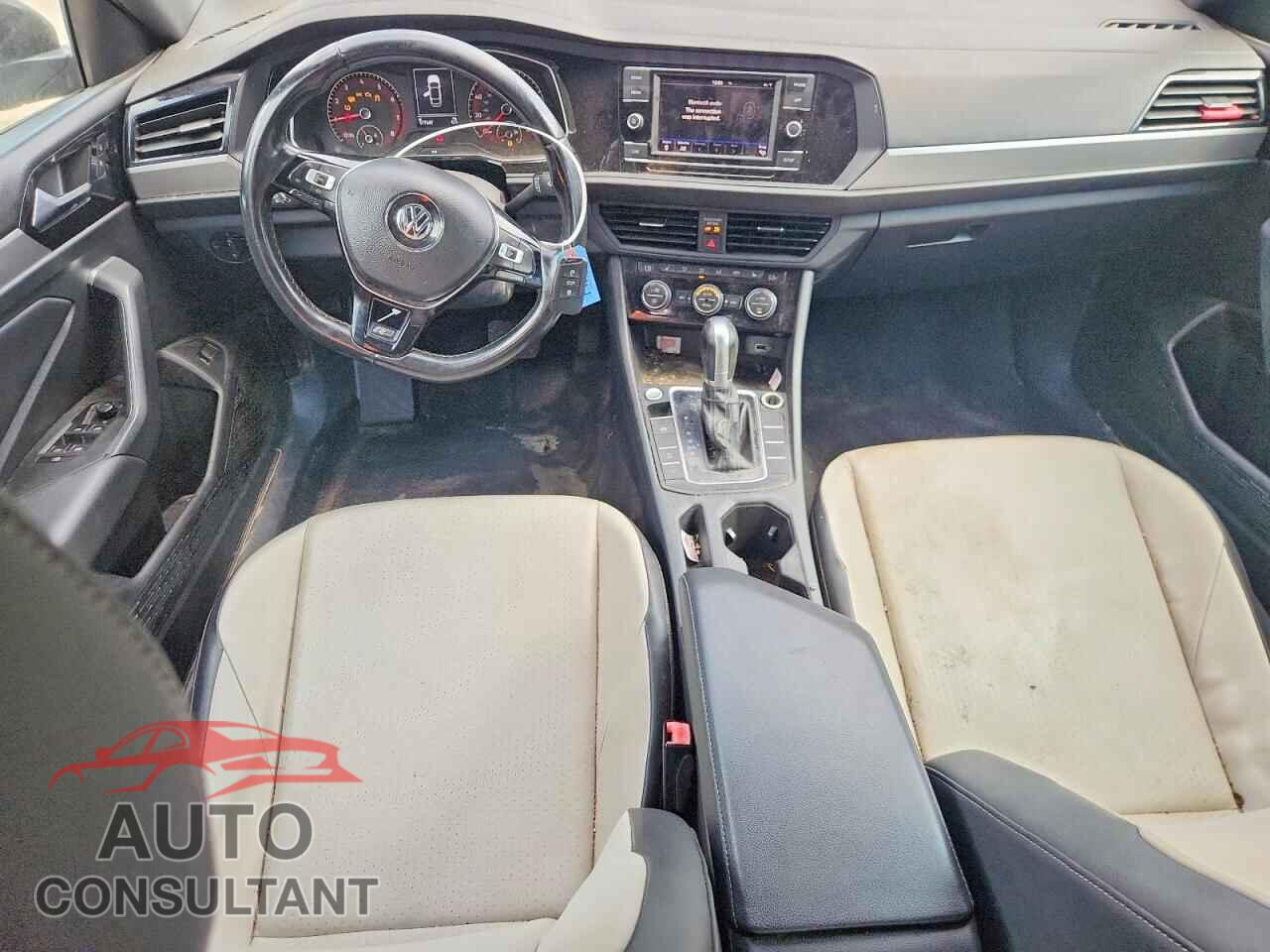 VOLKSWAGEN JETTA 2019 - 3VWC57BU2KM043744