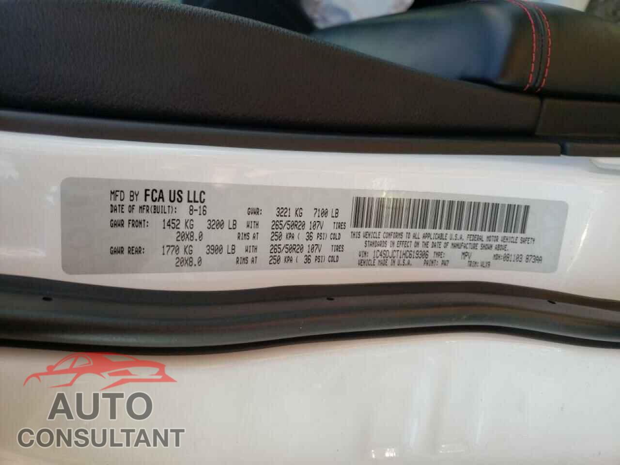 DODGE DURANGO 2017 - 1C4SDJCT1HC619306