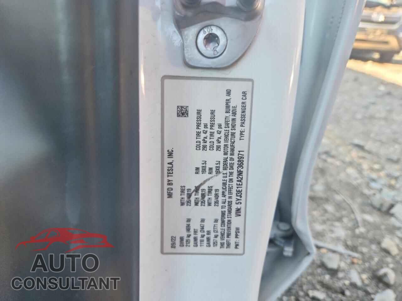 TESLA MODEL 3 2022 - 5YJ3E1EA2NF368971