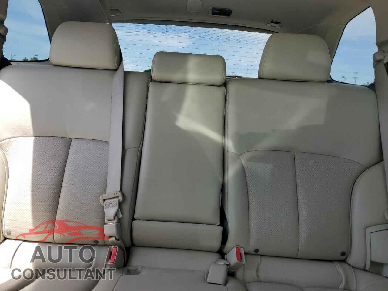 SUBARU OUTBACK 2011 - 4S4BRBLC0B3418992