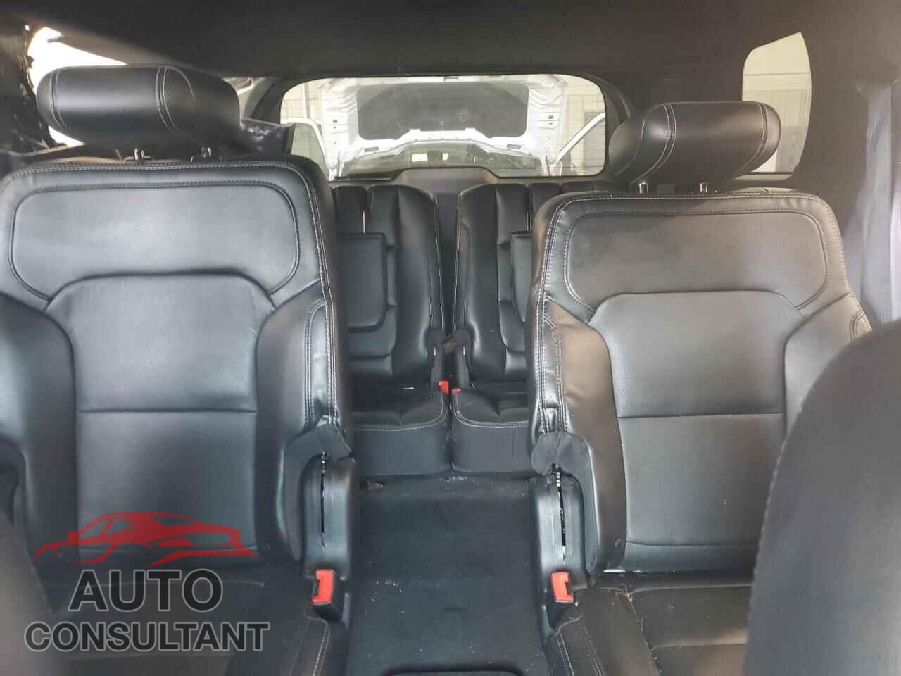 FORD EXPLORER 2018 - 1FM5K8F80JGB86428