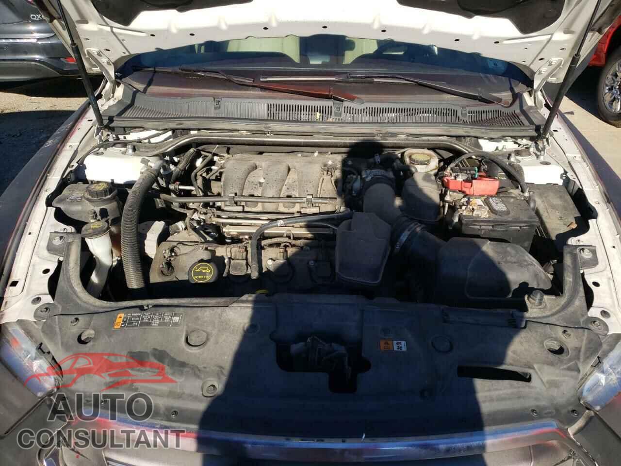 FORD TAURUS 2016 - 1FAHP2E85GG106900