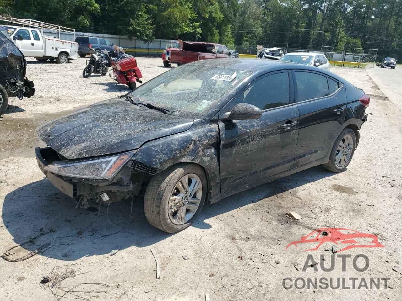 HYUNDAI ELANTRA 2019 - 5NPD84LF0KH408800