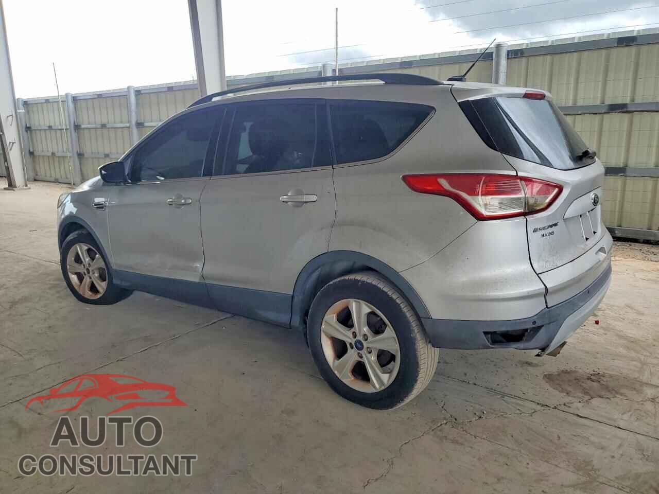 FORD ESCAPE 2017 - 1FMCU0GXXEUB43344