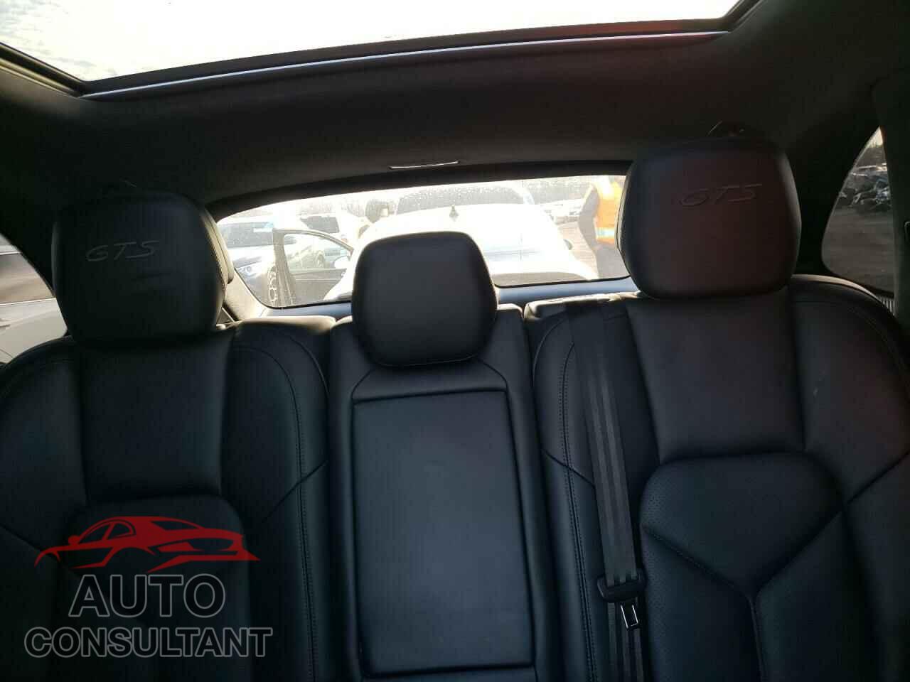 PORSCHE CAYENNE 2016 - WP1AD2A22GLA75200