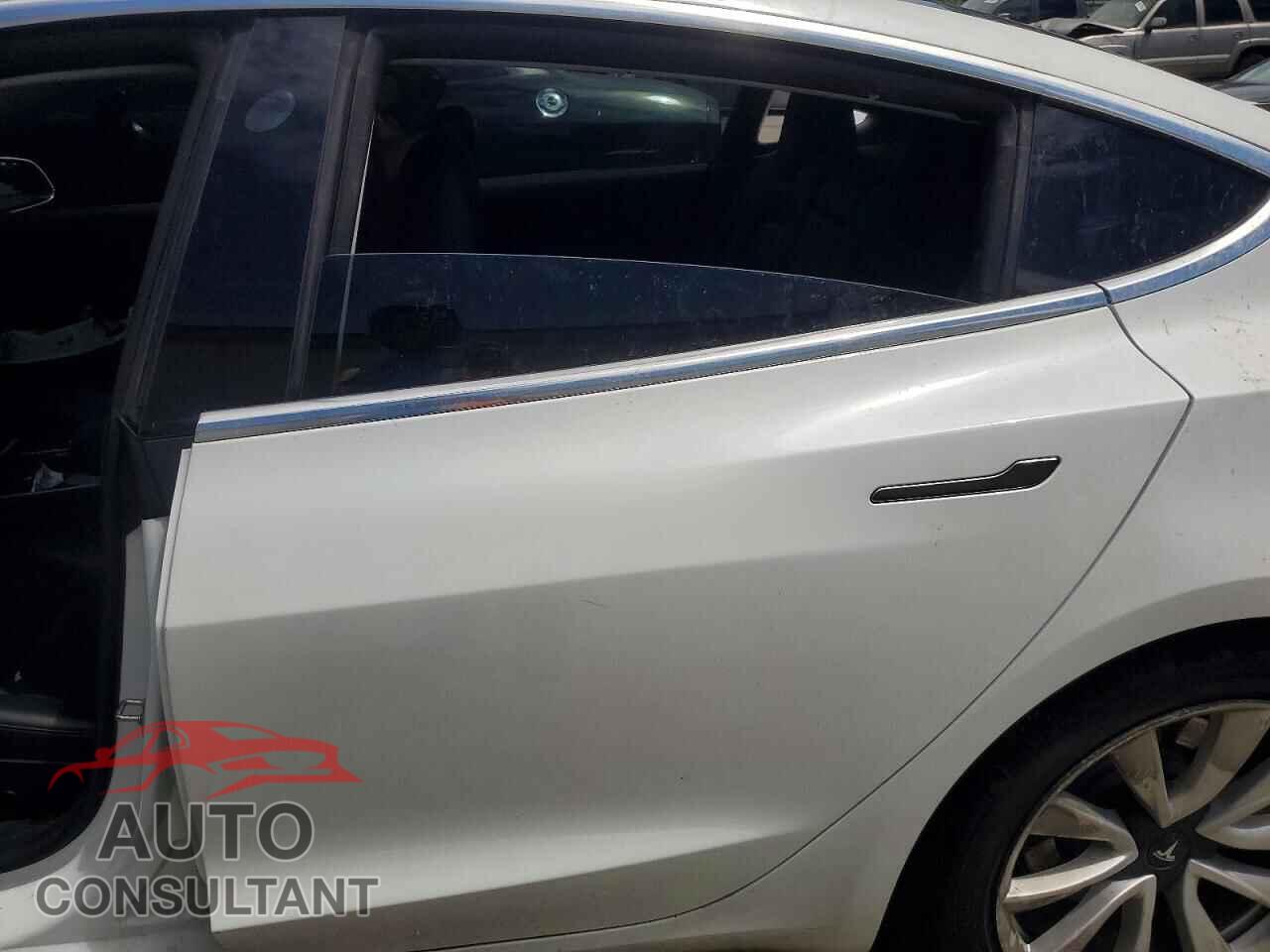 TESLA MODEL 3 2018 - 5YJ3E1EB4JF117792