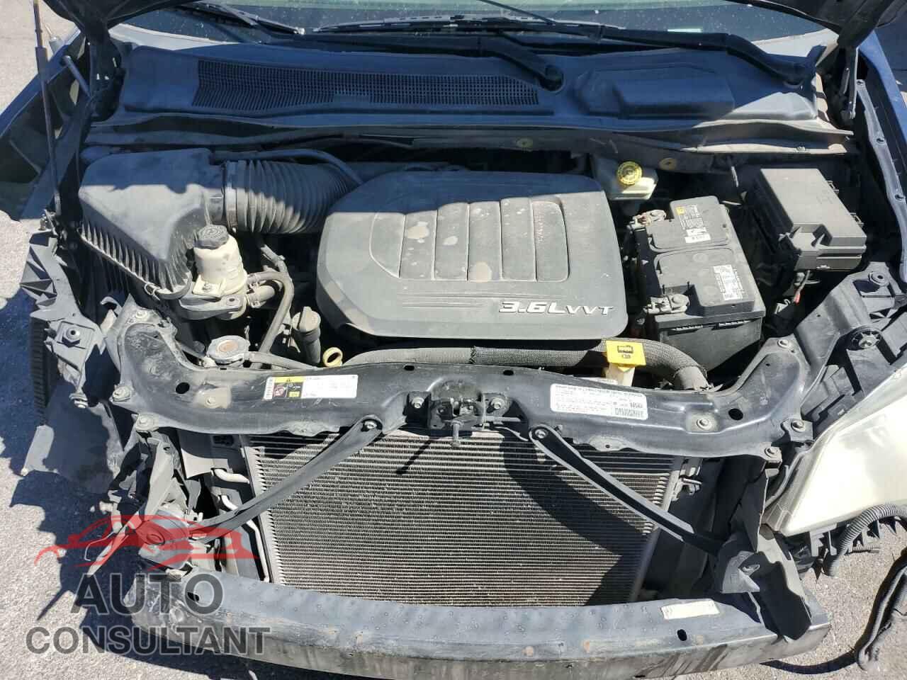 DODGE CARAVAN 2013 - 2C4RDGBG6DR590618