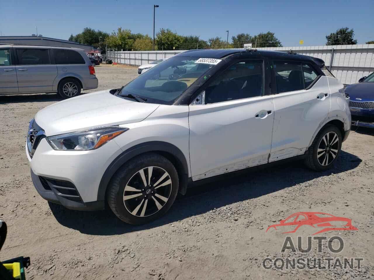 NISSAN KICKS 2018 - 3N1CP5CU3JL539305