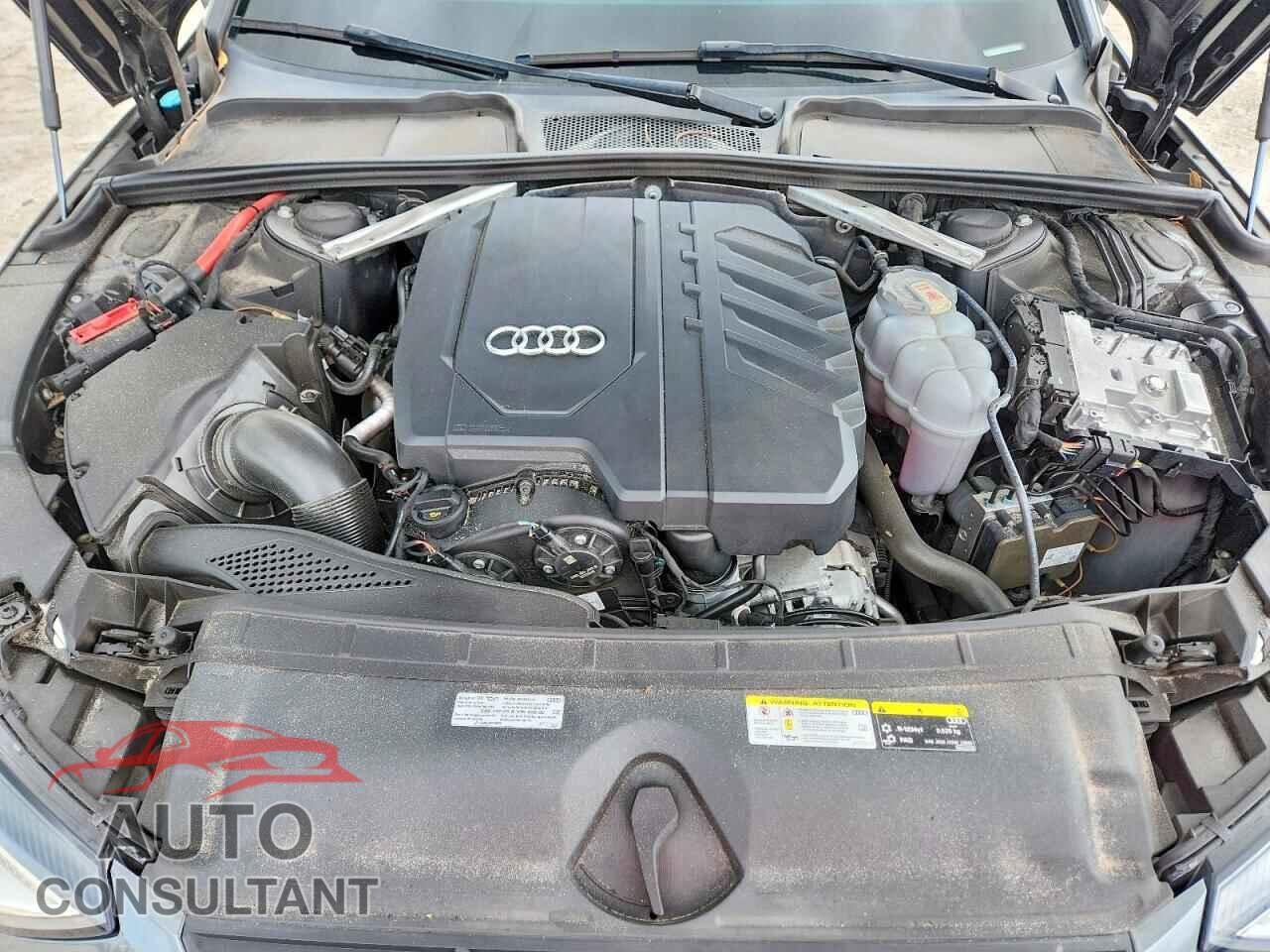 AUDI A4 2021 - WAUDAAF44MA040464