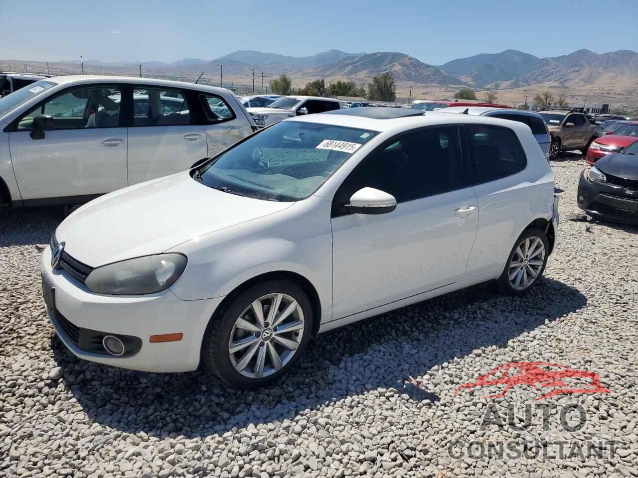 VOLKSWAGEN GOLF 2013 - WVWBM7AJ3DW121802