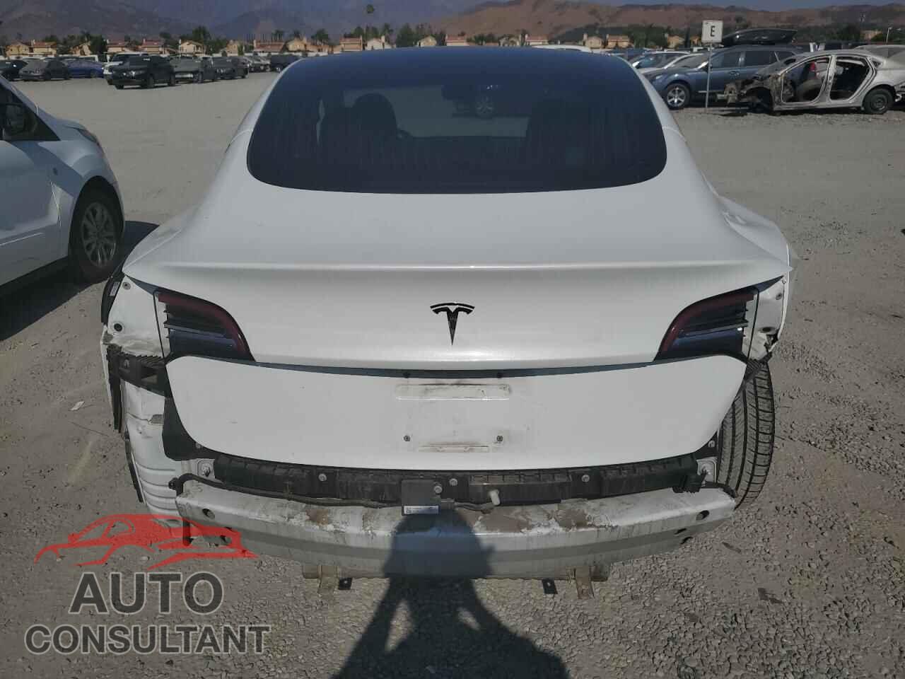 TESLA MODEL 3 2018 - 5YJ3E1EA7JF041623