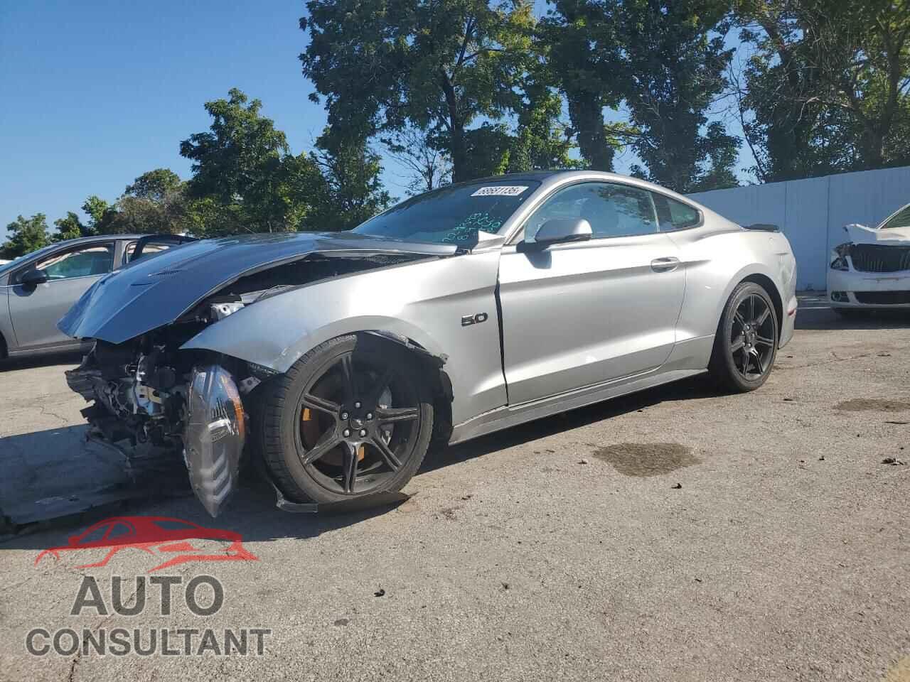 FORD MUSTANG 2020 - 1FA6P8CF7L5142931