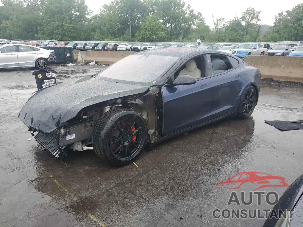 TESLA MODEL S 2023 - 5YJSA1E60PF516234