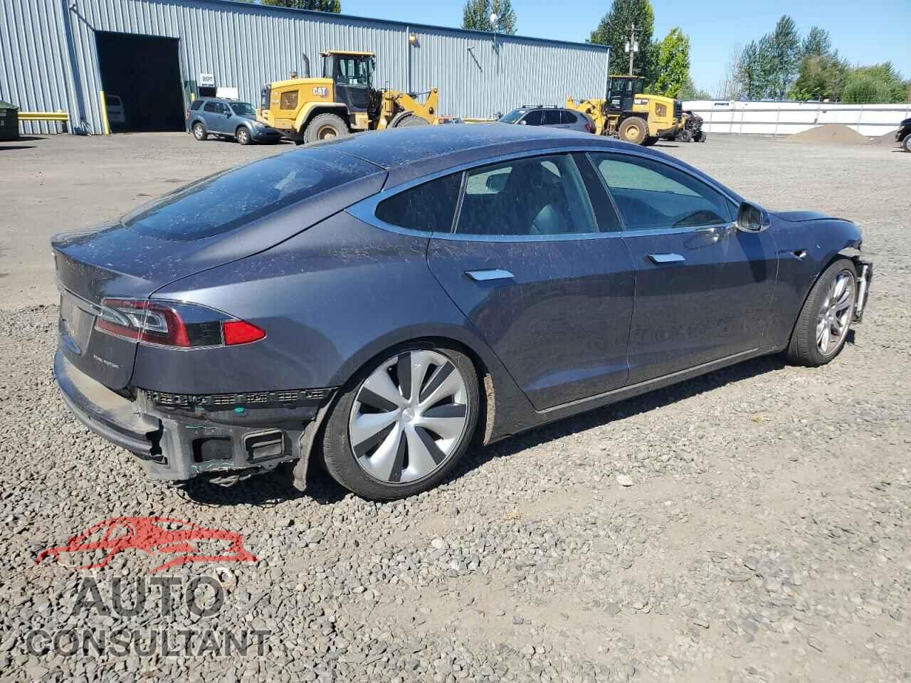 TESLA MODEL S 2021 - 5YJSA1E21MF423747