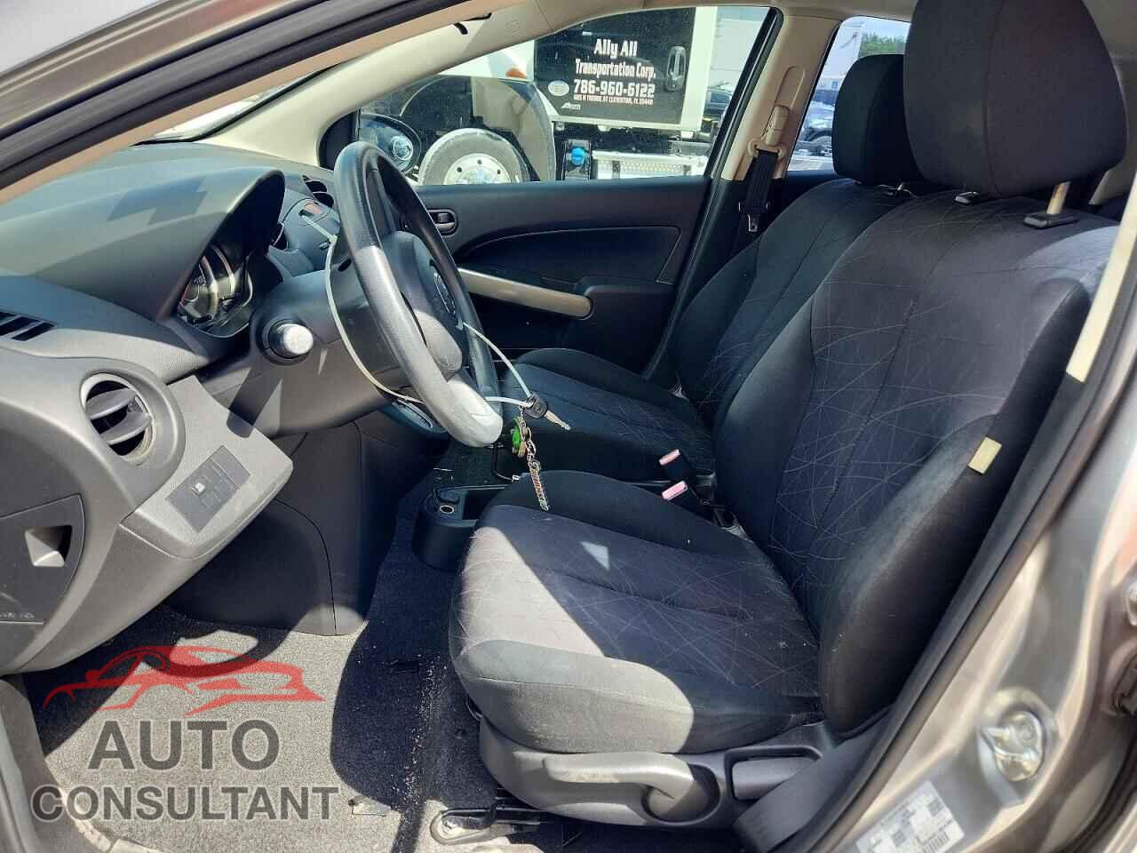 MAZDA 2 2014 - JM1DE1KY9E0174409