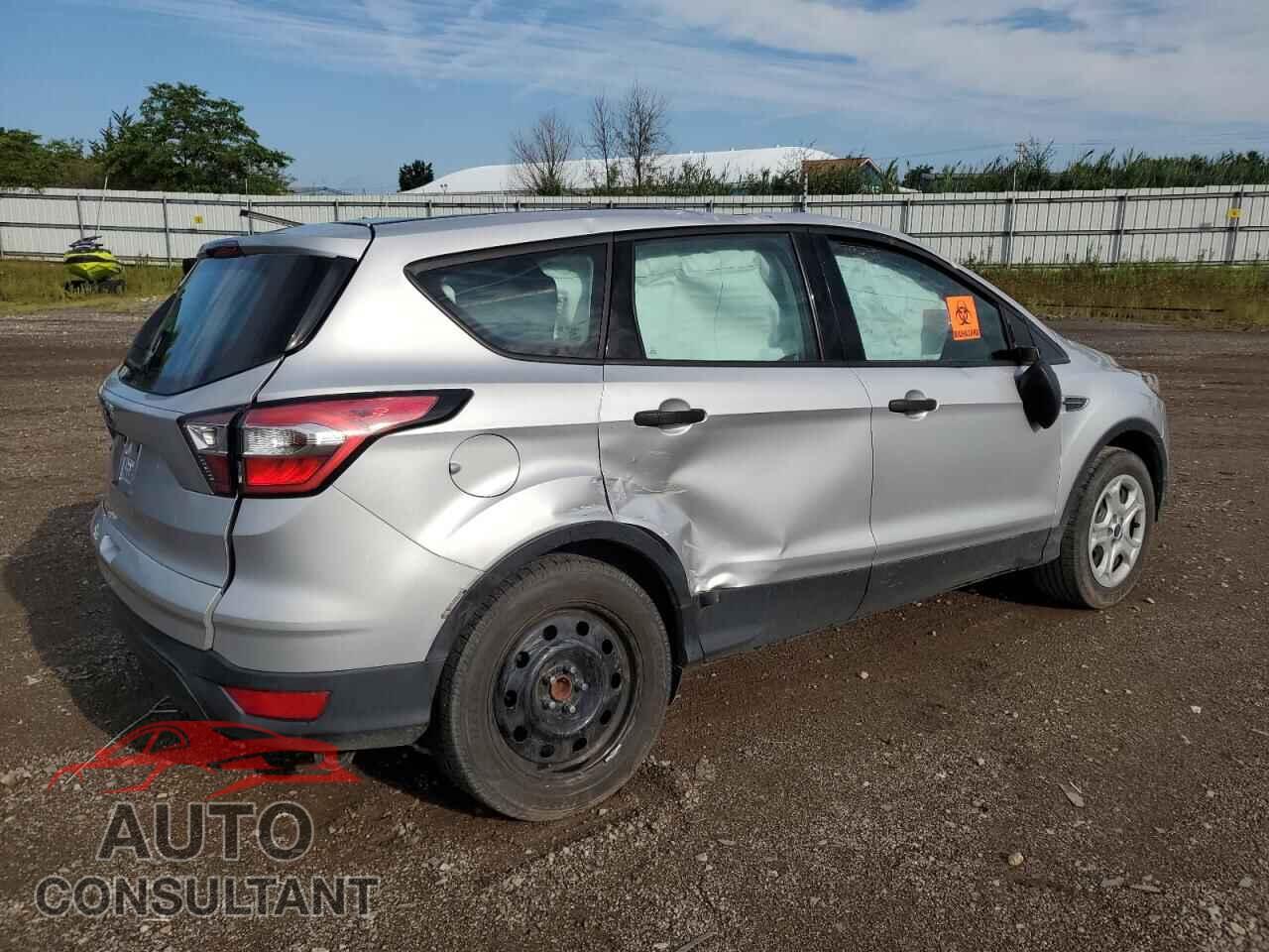 FORD ESCAPE 2018 - 1FMCU0F75JUD56472