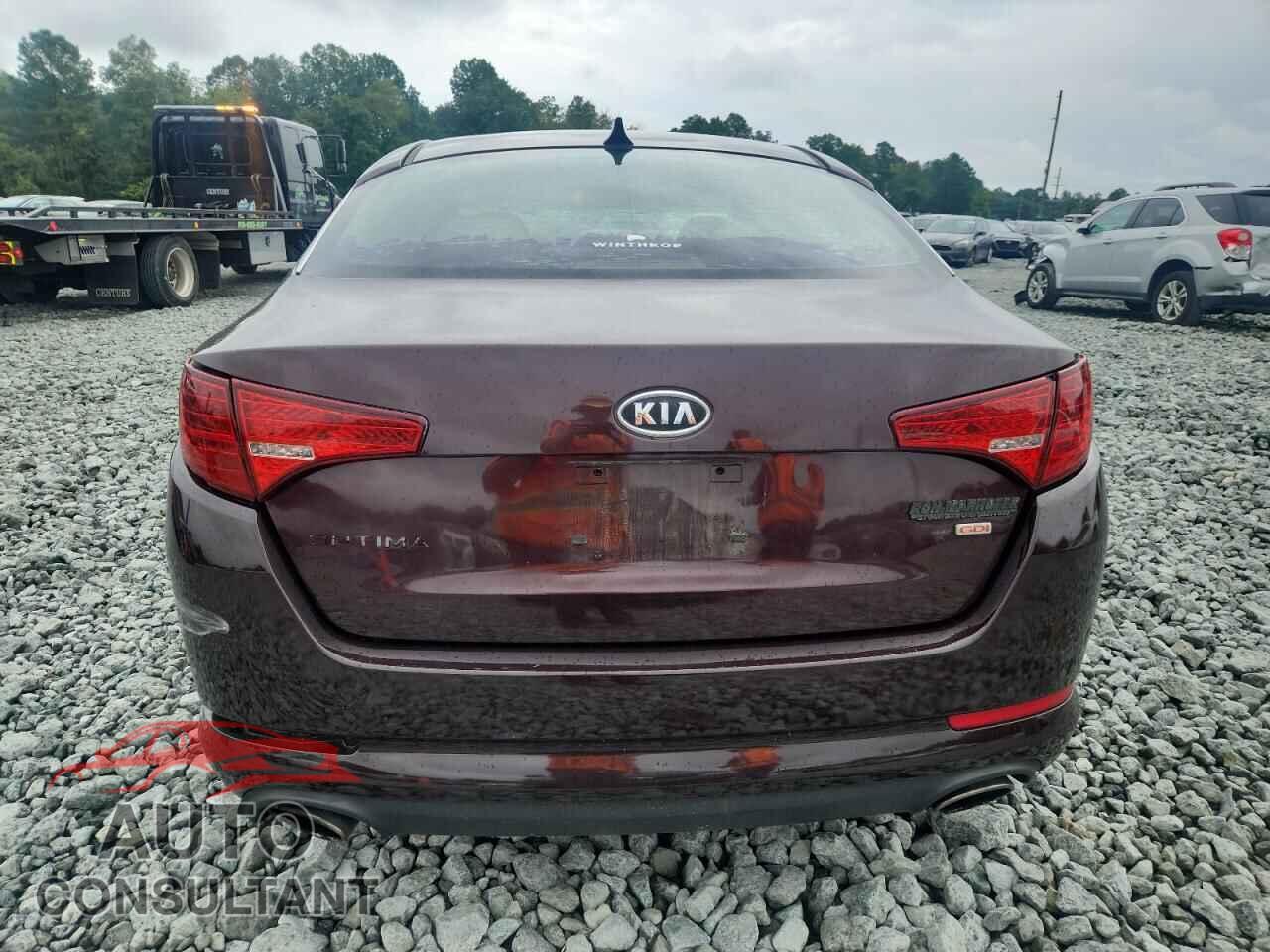 KIA OPTIMA 2011 - KNAGM4A76B5074130