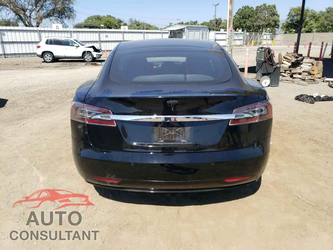 TESLA MODEL S 2017 - 5YJSA1E22HF206813