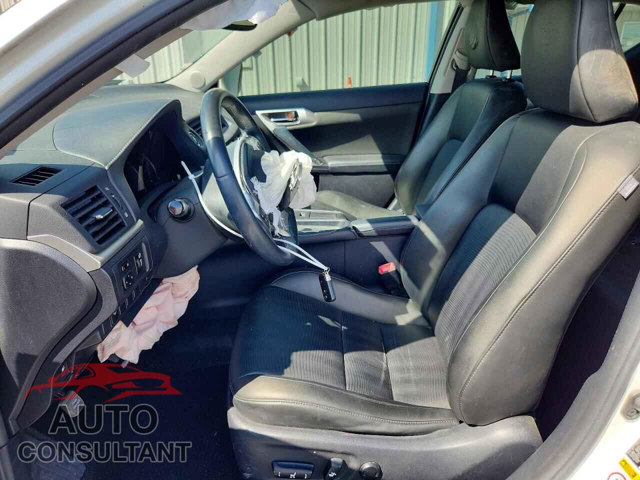 LEXUS CT 200 2013 - JTHKD5BH7D2133490
