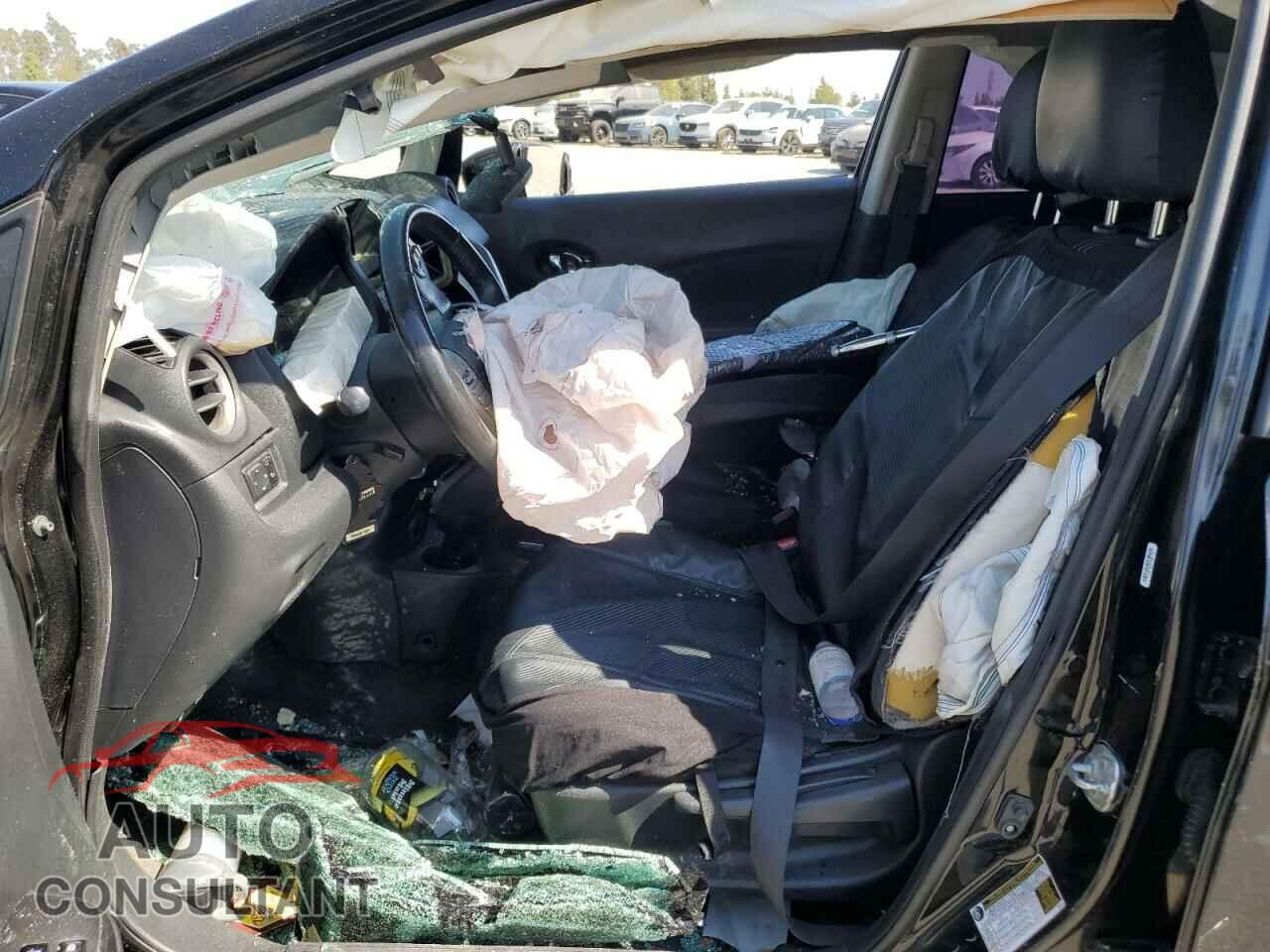 NISSAN VERSA 2017 - 3N1CE2CP2HL352257