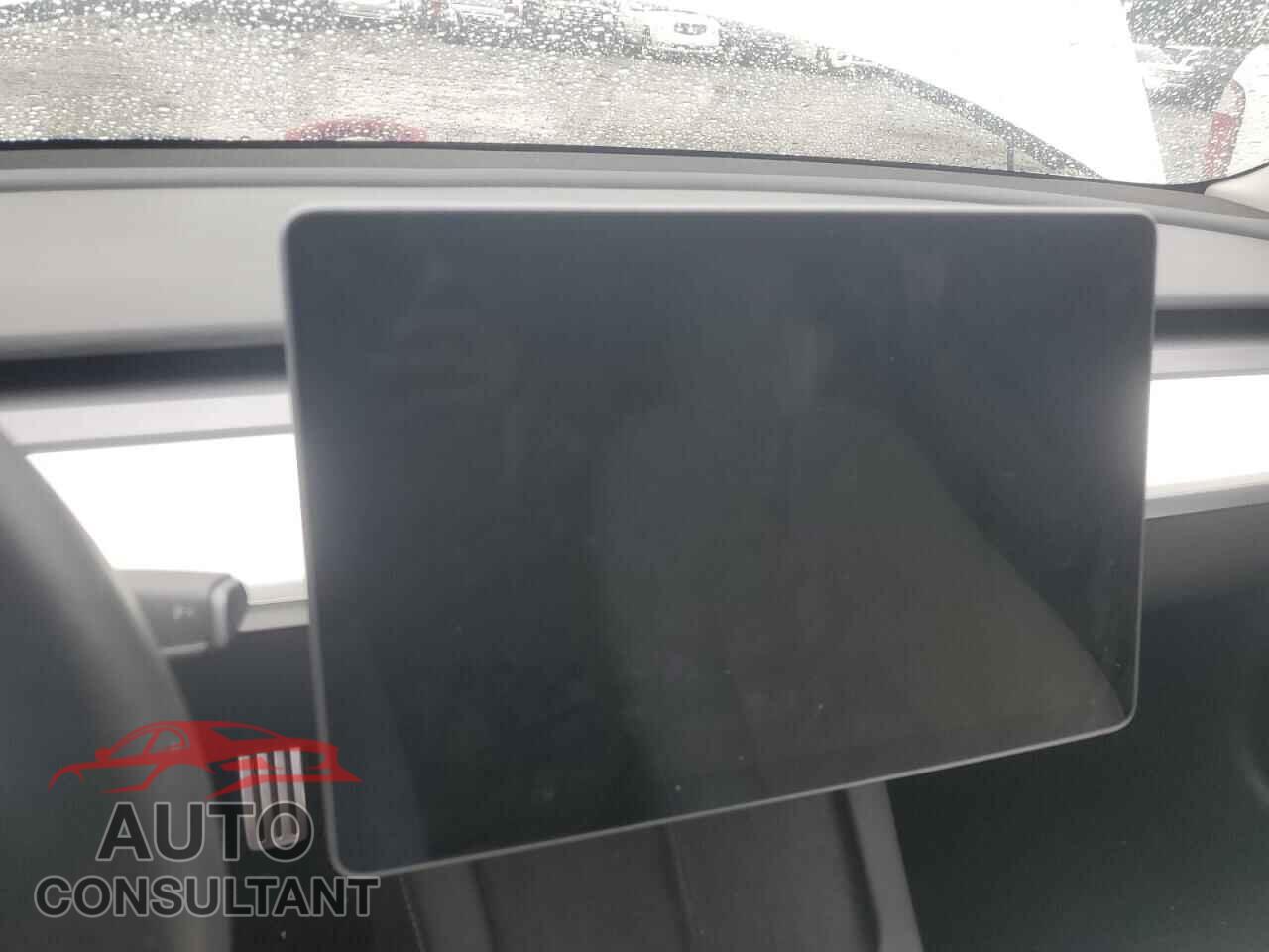 TESLA MODEL 3 2023 - 5YJ3E1EC7PF553084
