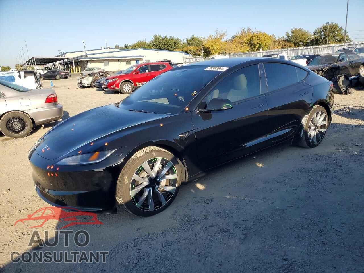 TESLA MODEL 3 2024 - 5YJ3E1EA9RF847555