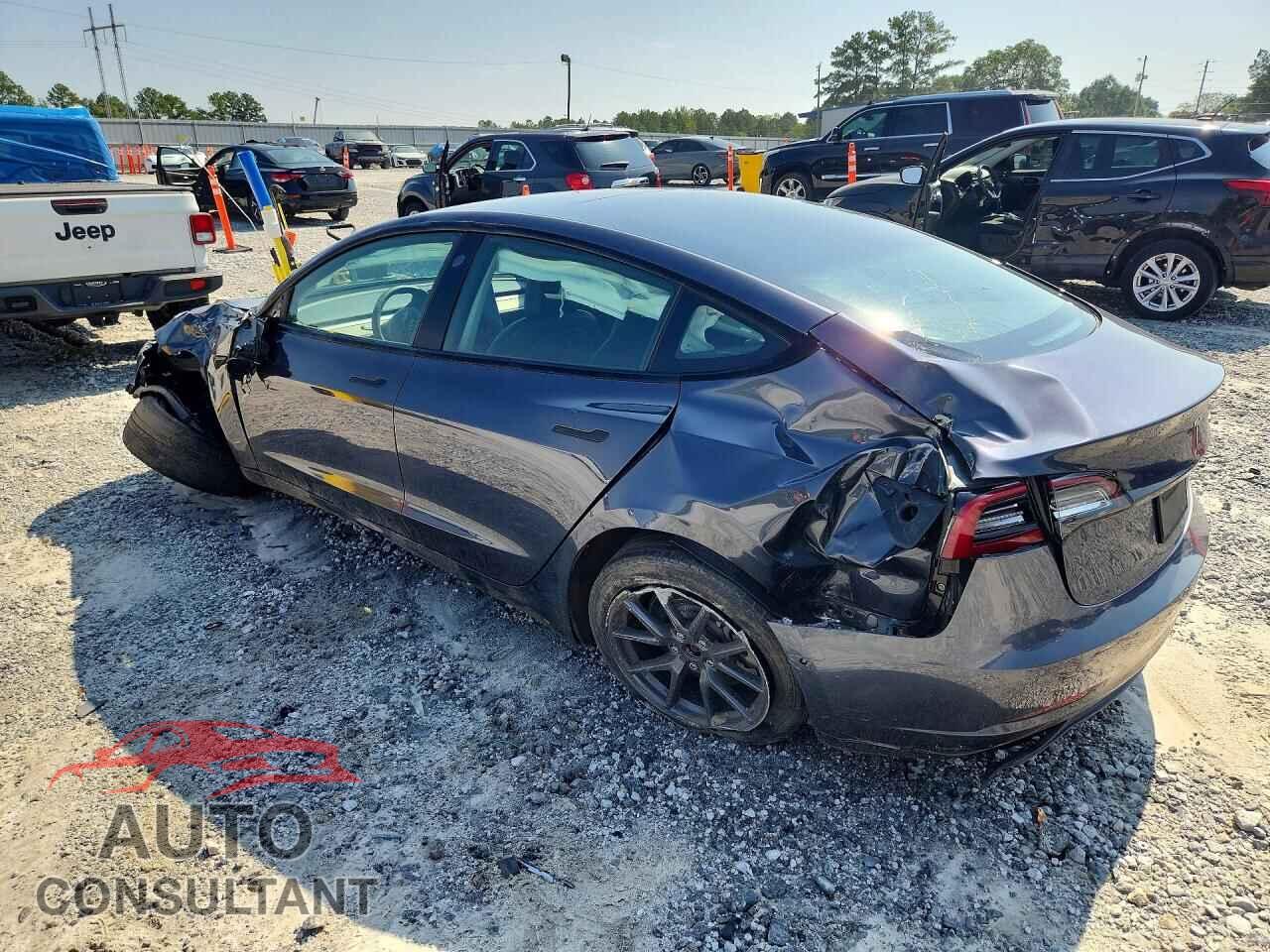 TESLA MODEL 3 2021 - 5YJ3E1EB5MF044100