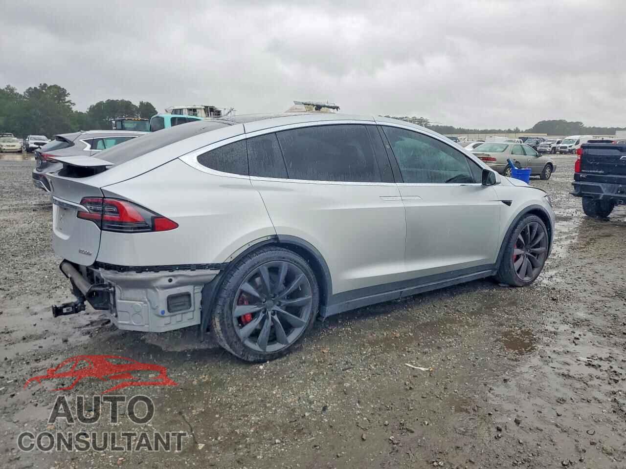 TESLA MODEL X 2017 - 5YJXCDE48HF056158