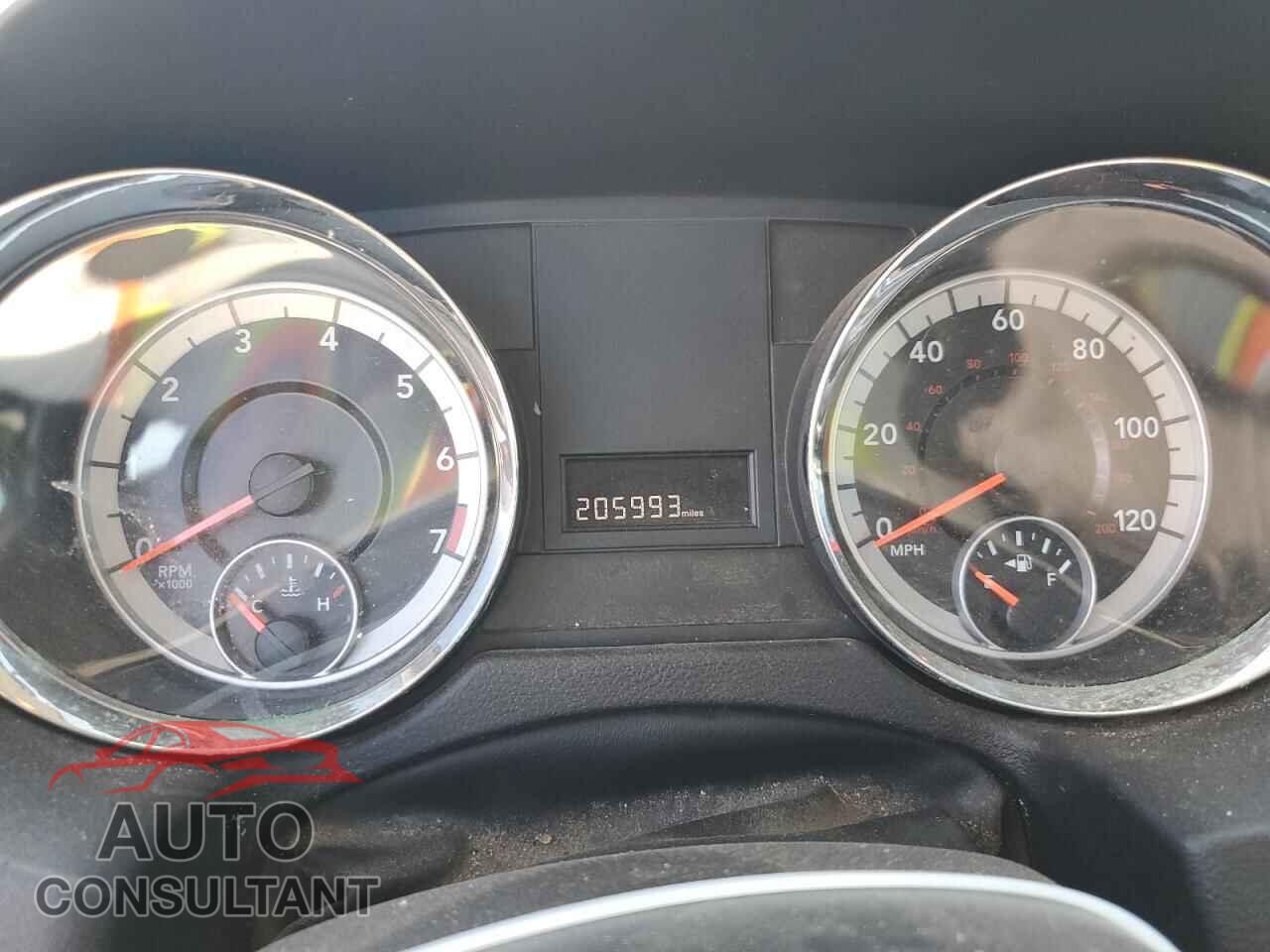 DODGE CARAVAN 2013 - 2C4RDGBG4DR606346