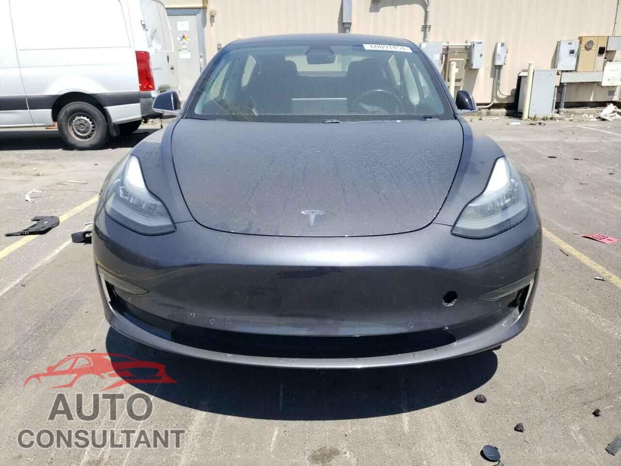 TESLA MODEL 3 2018 - 5YJ3E1EA3JF028108