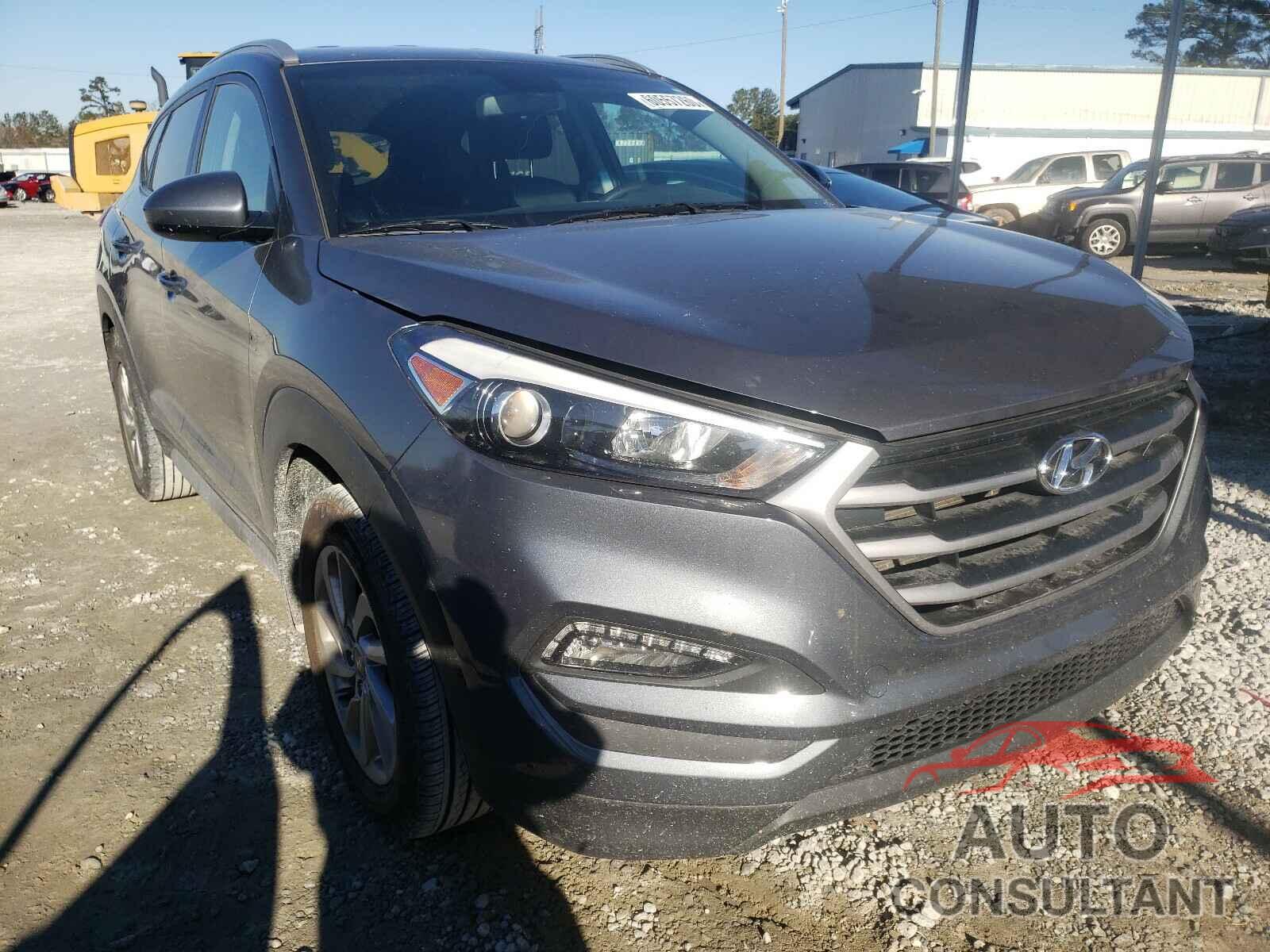 HYUNDAI TUCSON 2018 - KM8J33A43JU742204