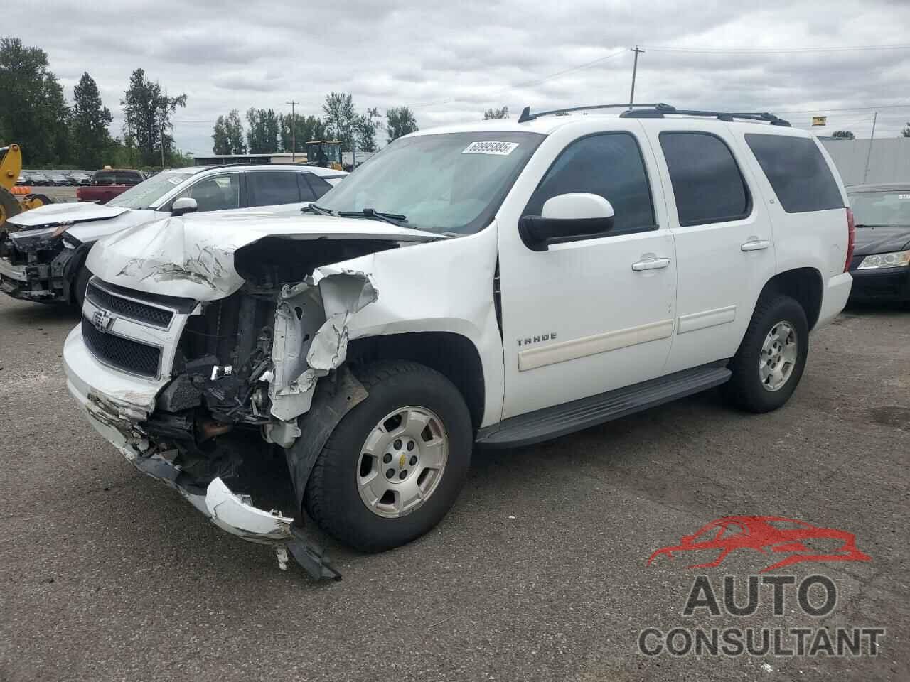CHEVROLET TAHOE 2010 - 1GNUKBE09AR254553