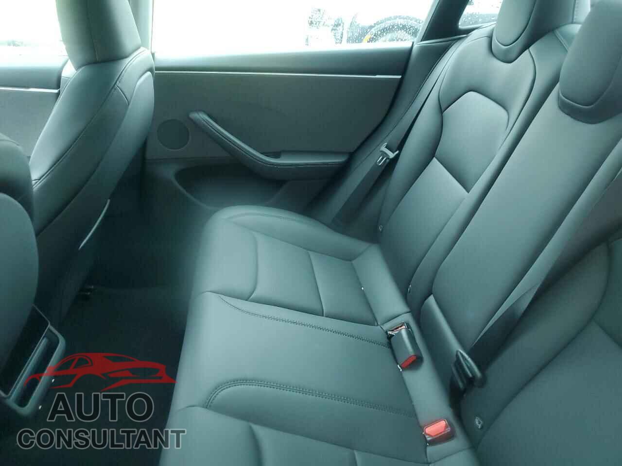 TESLA MODEL 3 2025 - 5YJ3E1EA6SF989741
