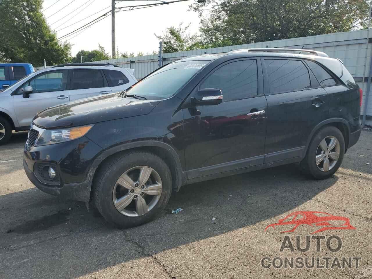 KIA SORENTO 2013 - 5XYKU4A60DG394087
