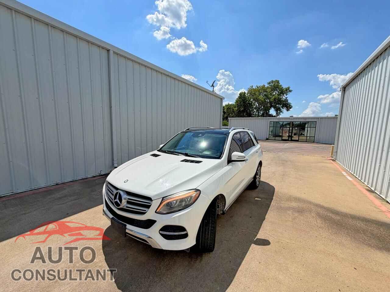 MERCEDES-BENZ GLE-CLASS 2016 - 4JGDA5JB8GA630179