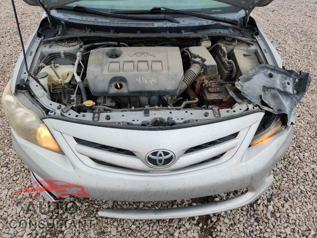 TOYOTA COROLLA 2011 - 2T1BU4EE8BC682613