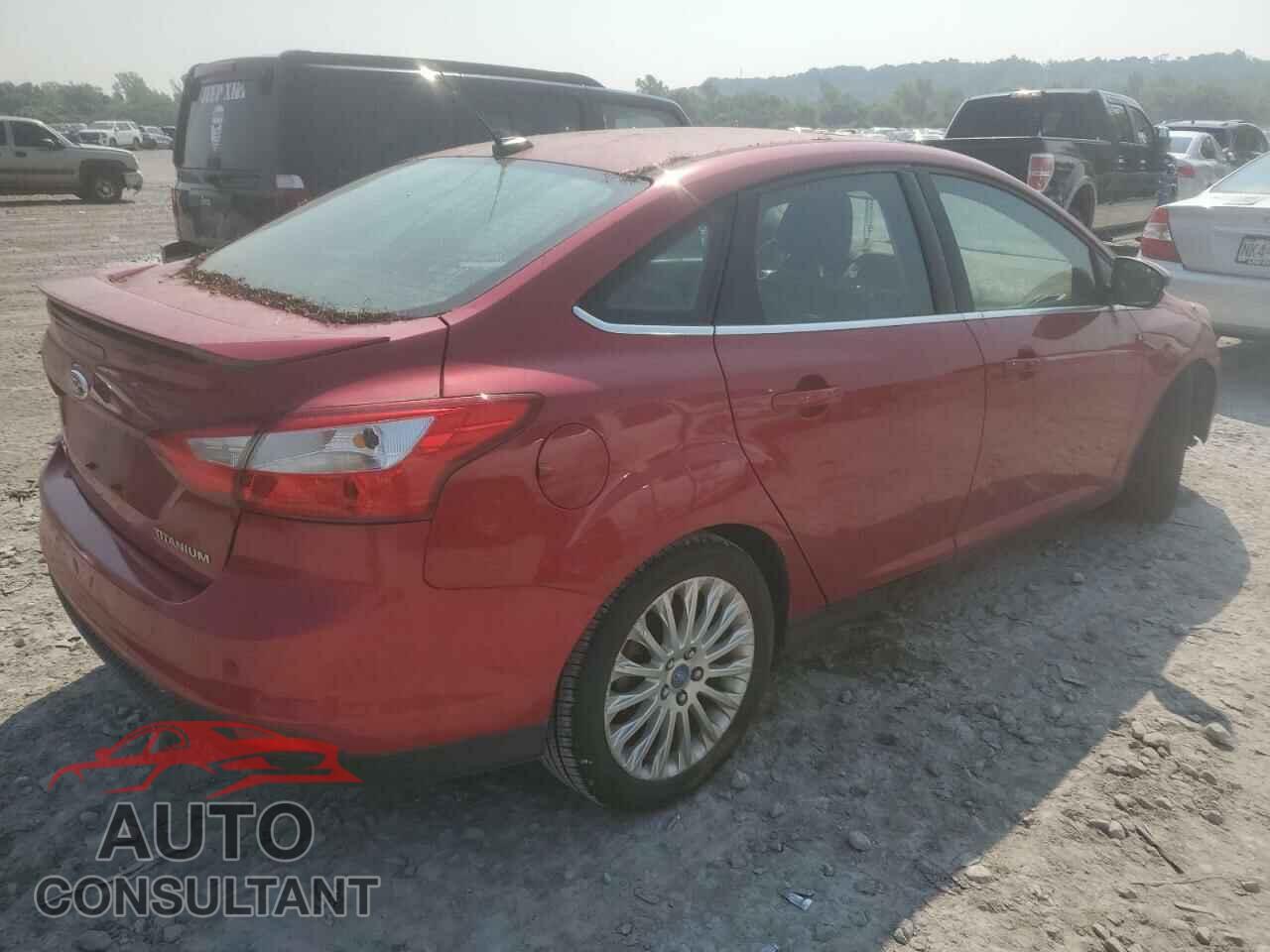 FORD FOCUS 2012 - 1FAHP3J23CL210326