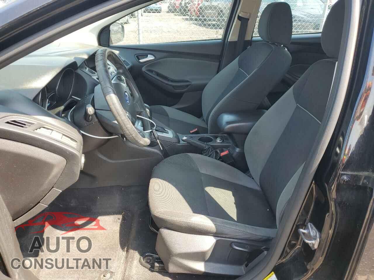FORD FOCUS 2014 - 1FADP3K26EL400749