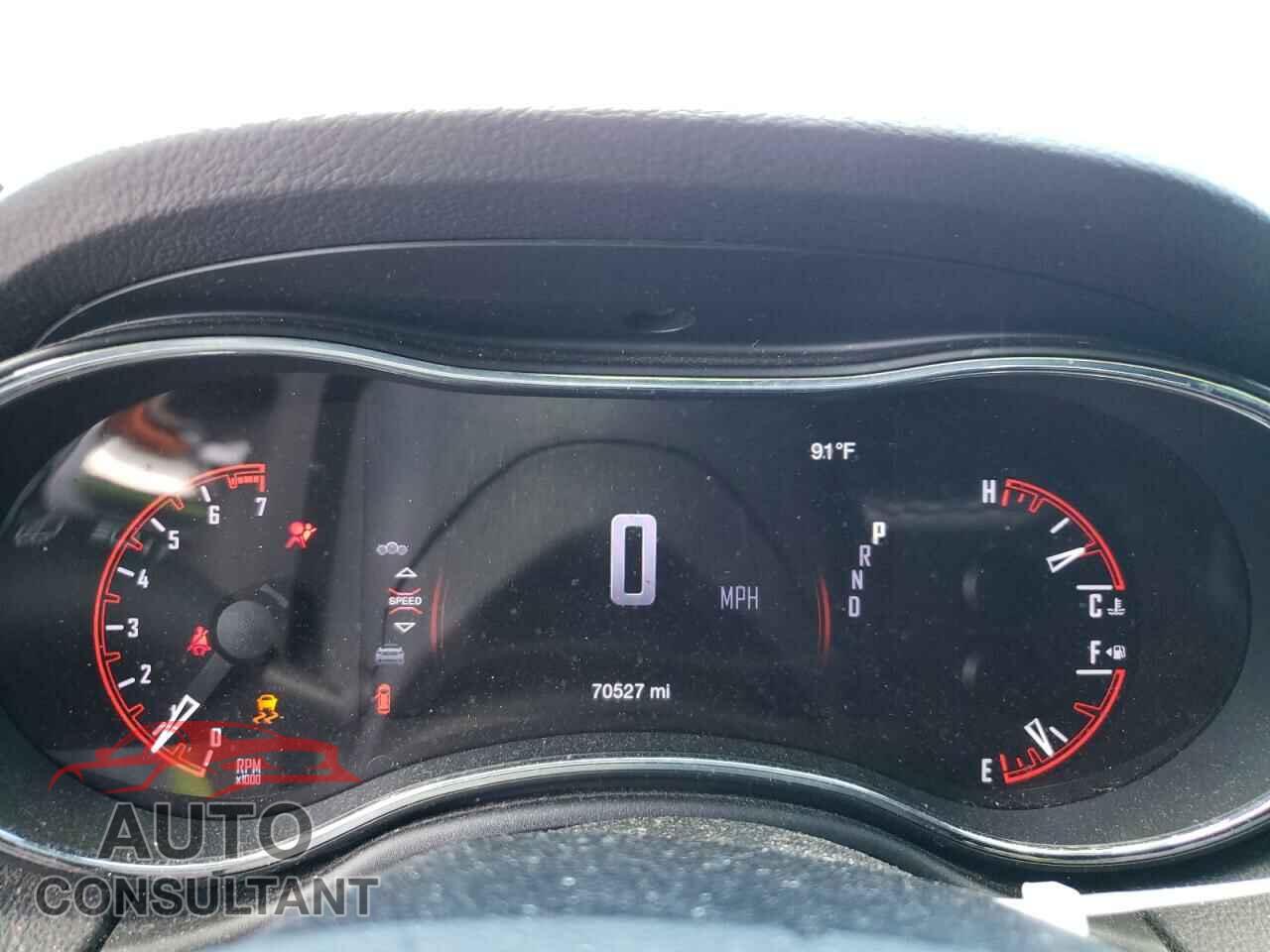 DODGE DURANGO 2018 - 1C4RDJAG2JC330476