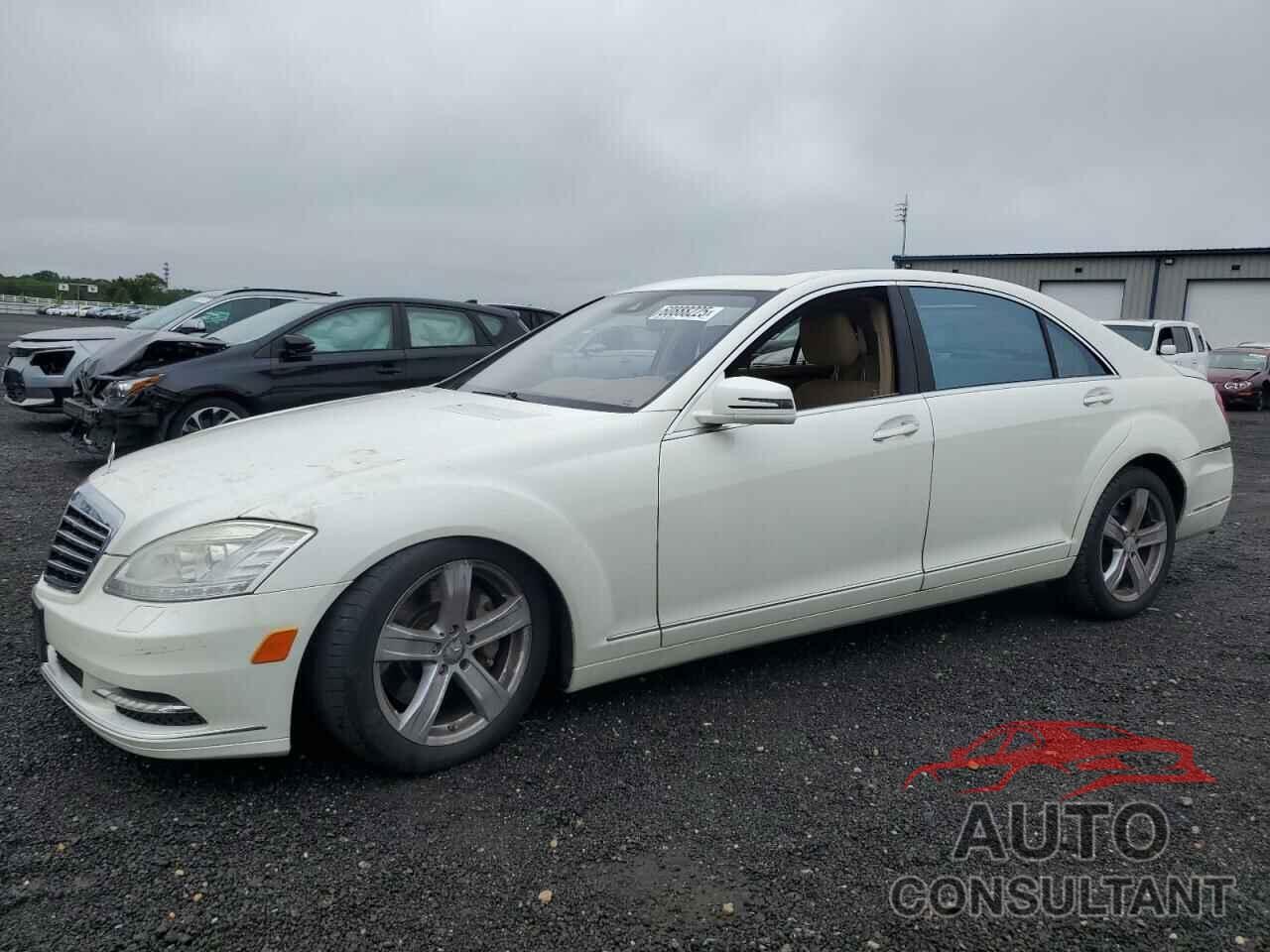 MERCEDES-BENZ S-CLASS 2011 - WDDNG8GB7BA363423
