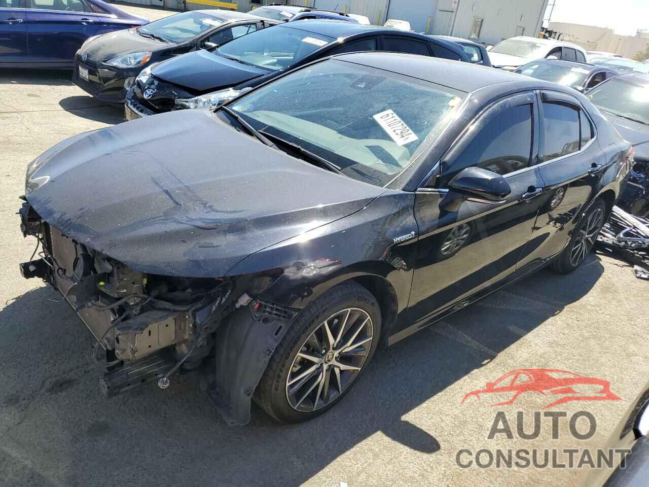 TOYOTA CAMRY 2021 - 4T1F31AK3MU024004