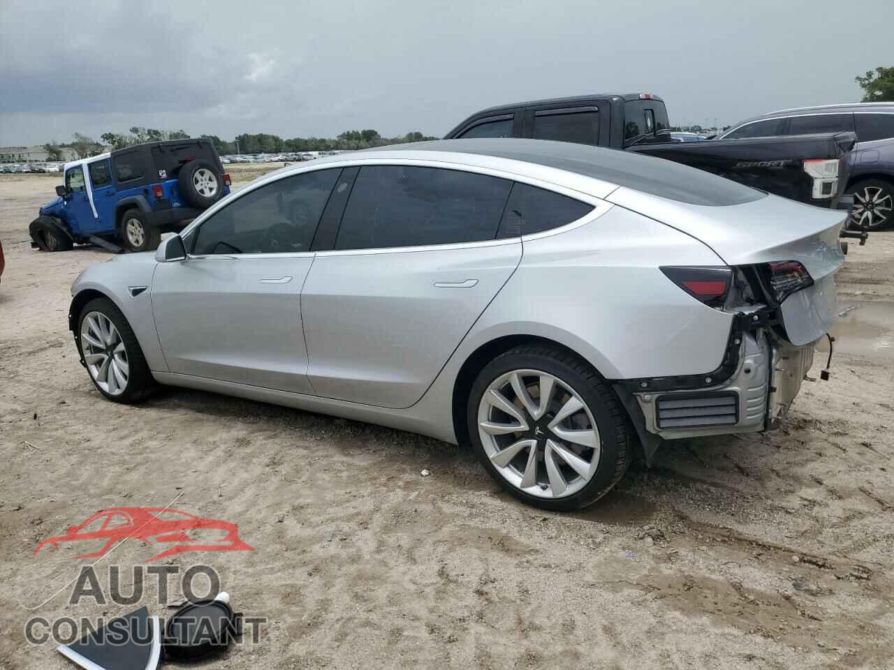 TESLA MODEL 3 2018 - 5YJ3E1EB0JF097282