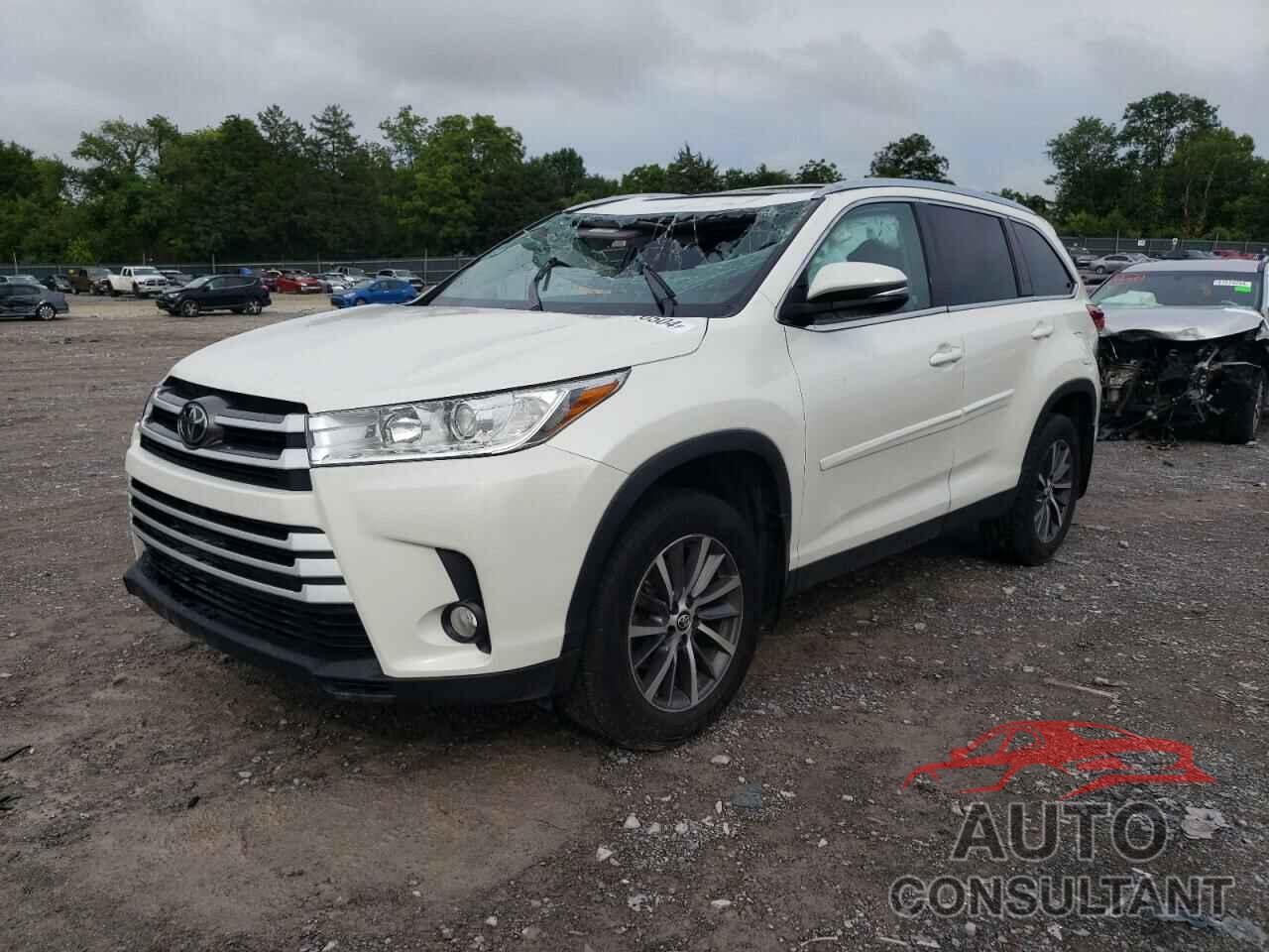 TOYOTA HIGHLANDER 2019 - 5TDJZRFH2KS923821