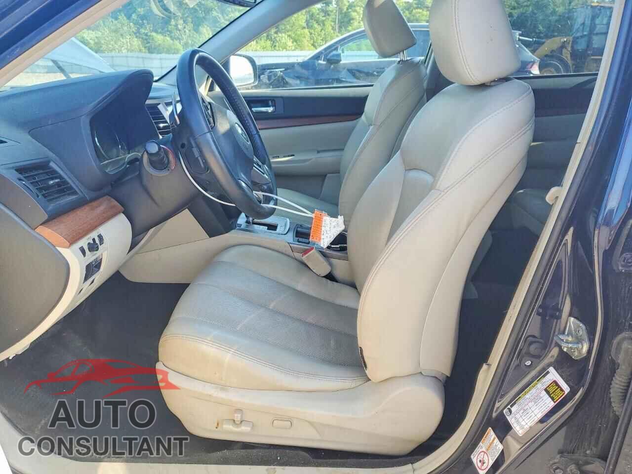 SUBARU OUTBACK 2013 - 4S4BRBLC4D3229622