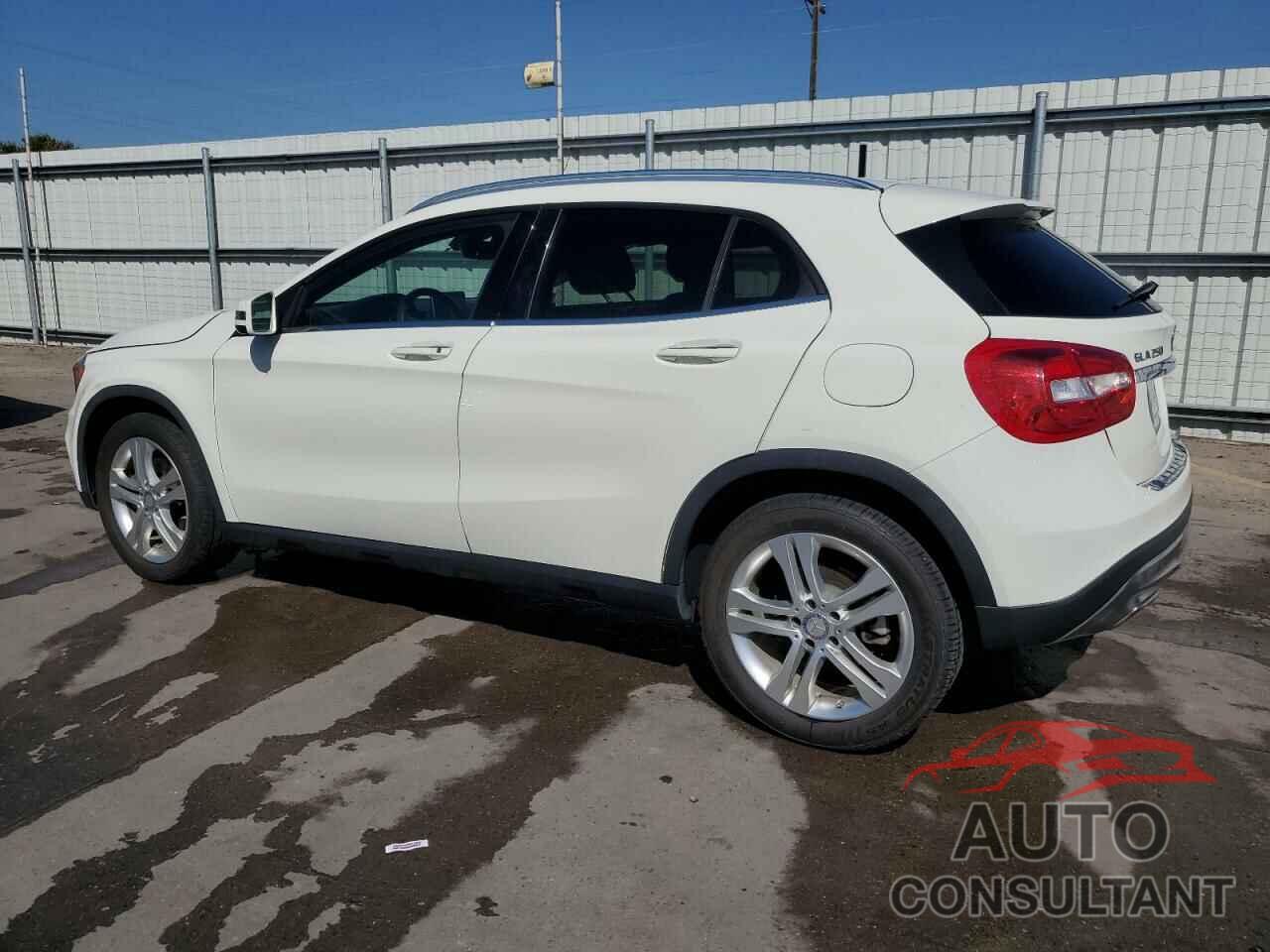 MERCEDES-BENZ GLA-CLASS 2016 - WDCTG4GB5GJ190447
