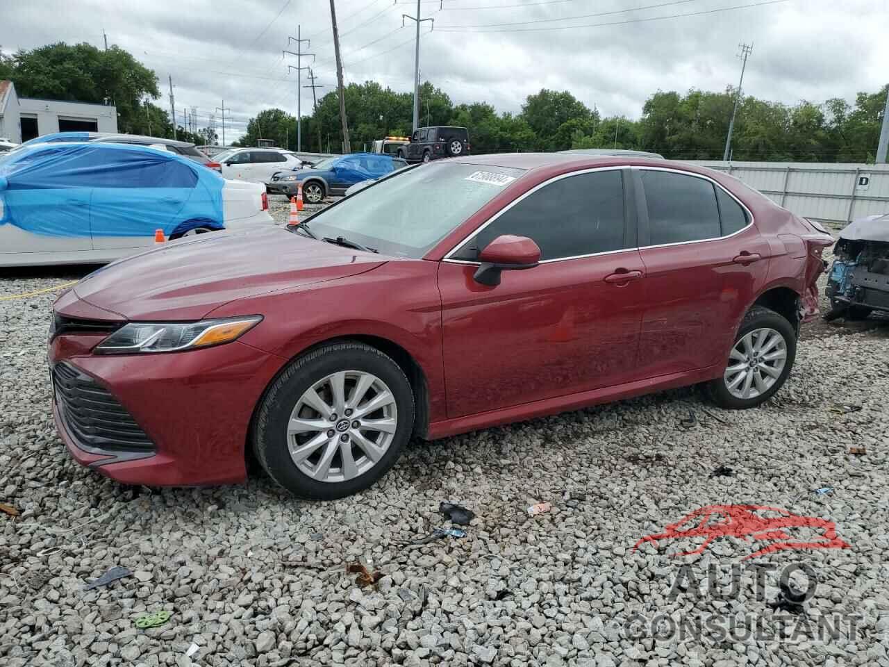 TOYOTA CAMRY 2018 - 4T1B11HK0JU678156