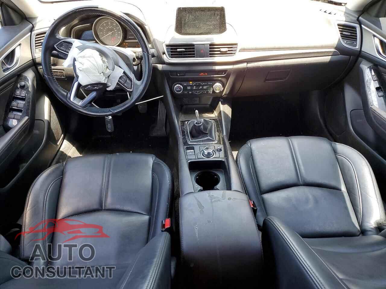 MAZDA 3 2017 - 3MZBN1L36HM156734