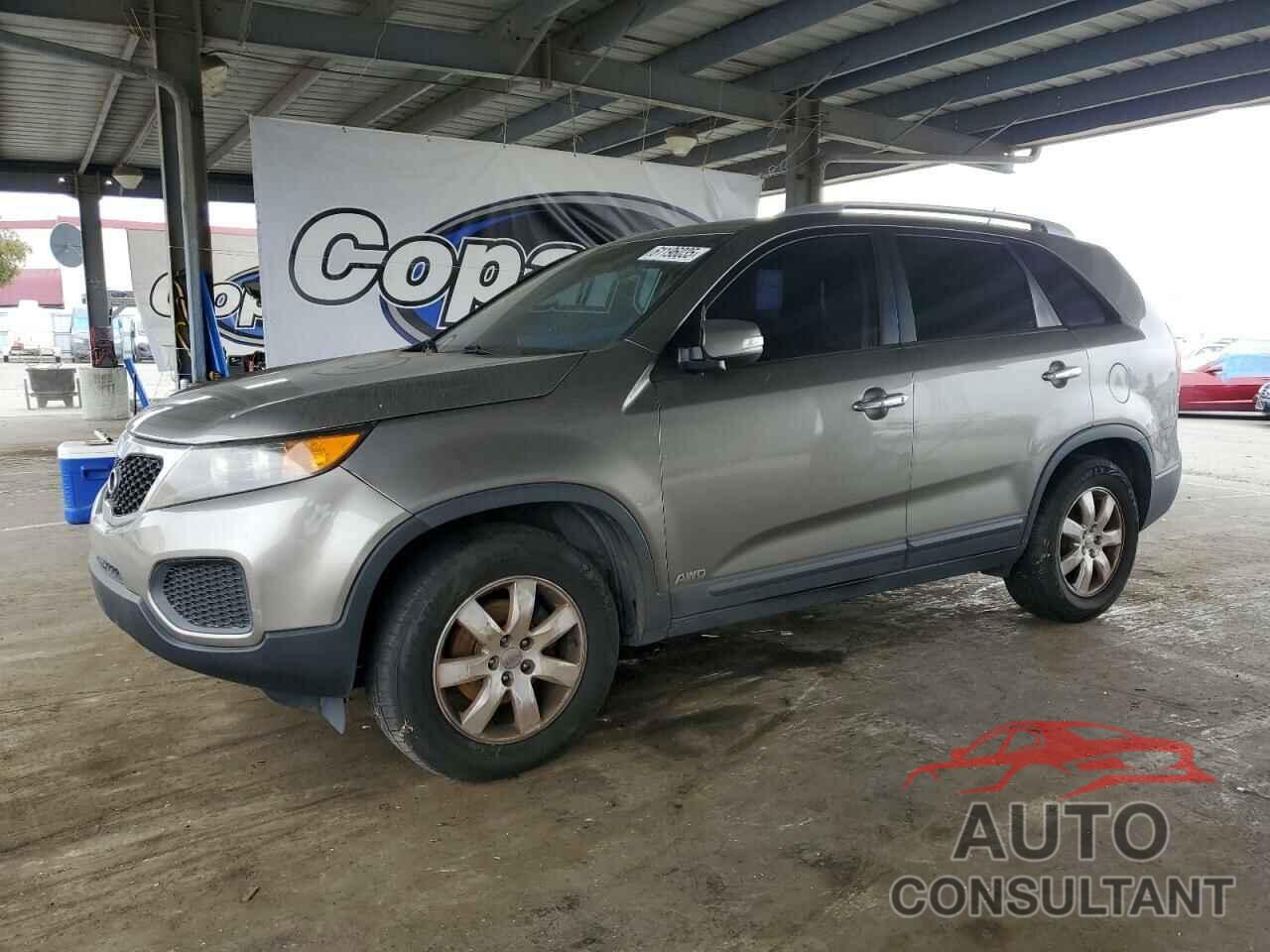 KIA SORENTO 2013 - 5XYKTDA23DG310778