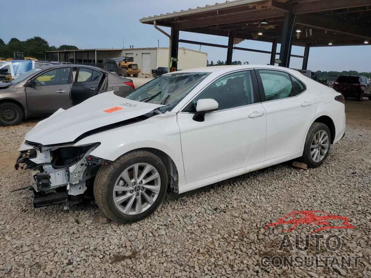TOYOTA CAMRY 2021 - 4T1C11AKXMU534374